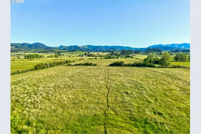2529 Northside Rd, Sutherlin, OR 97479 - Photo 40