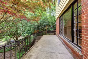 1975 SW Edgewood Rd, Portland, OR 97201 - Photo 28