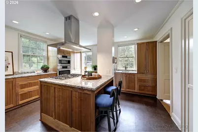 1975 SW Edgewood Rd, Portland, OR 97201 - Photo 14