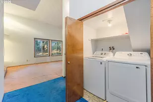 16821 Gassner Ln, Lake Oswego, OR 97035 - Photo 32