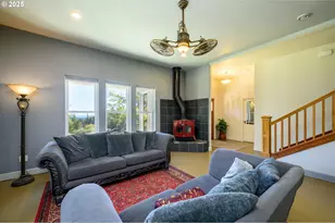 16800 NW Willis Rd, McMinnville, OR 97128 - Photo 12