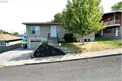 1106 Oregon St, The Dalles, OR 97058 - Photo 2