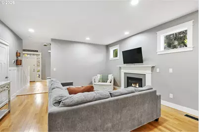 9250 SW Sagert St, Tualatin, OR 97062 - Photo 6