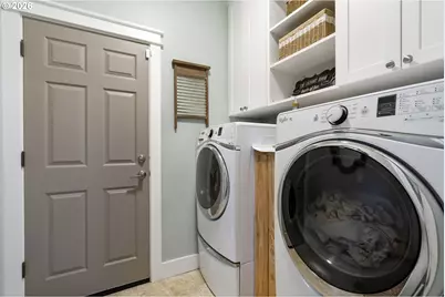 9250 SW Sagert St, Tualatin, OR 97062 - Photo 22