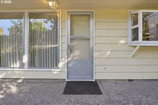9477 SW 62nd Dr, Portland, OR 97219 - Photo 26