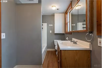 184 S 2nd St, Saint Helens, OR 97051 - Photo 14