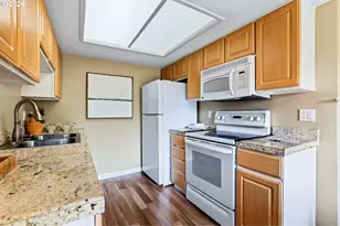 9370 SW 146th Ter N, Beaverton, OR 97007 - Photo 10