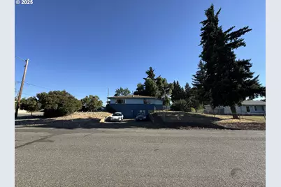 903 S Klickitat St, Goldendale, WA 98620 - Photo 12