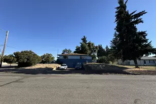 903 S Klickitat St, Goldendale, WA 98620 - Photo 12