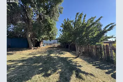 903 S Klickitat St, Goldendale, WA 98620 - Photo 4