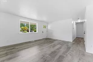 8970 SW Reiling St, Portland, OR 97224 - Photo 4