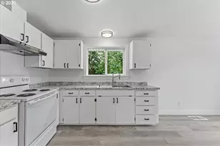 8970 SW Reiling St, Portland, OR 97224 - Photo 8