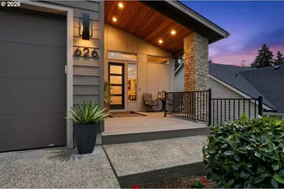 626 NE Province Ct, Camas, WA 98607 - Photo 2