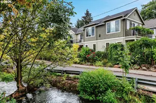 2032 SE Tenino St, Portland, OR 97202 - Photo 2