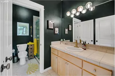 2032 SE Tenino St, Portland, OR 97202 - Photo 32
