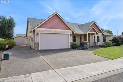1277 Robert St, Woodburn, OR 97071 - Photo 2