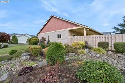 1277 Robert St, Woodburn, OR 97071 - Photo 46