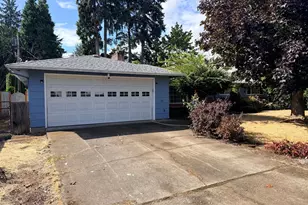2188 SE Pine St, Hillsboro, OR 97123 - Photo 2