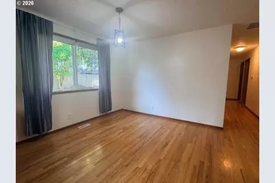 2188 SE Pine St, Hillsboro, OR 97123 - Photo 4