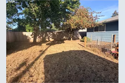 2188 SE Pine St, Hillsboro, OR 97123 - Photo 20