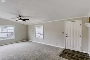 18485 SW Pacific Dr, Tualatin, OR 97062 - Photo 4