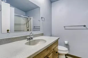 18485 SW Pacific Dr, Tualatin, OR 97062 - Photo 12