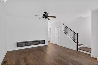 10005 SE Old Town Ct, Happy Valley, OR 97086 - Photo 2