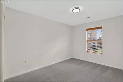 10005 SE Old Town Ct, Happy Valley, OR 97086 - Photo 12