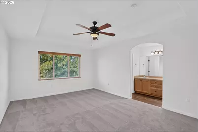 10005 SE Old Town Ct, Happy Valley, OR 97086 - Photo 8