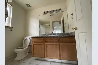 702 NE 94th Ave, Portland, OR 97220 - Photo 34