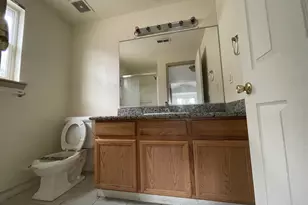 702 NE 94th Ave, Portland, OR 97220 - Photo 34