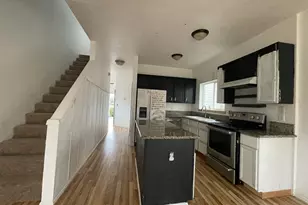 702 NE 94th Ave, Portland, OR 97220 - Photo 12