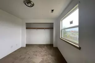 702 NE 94th Ave, Portland, OR 97220 - Photo 28