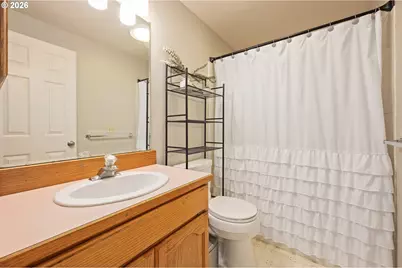 1798 Duke Ct, Eugene, OR 97401 - Photo 36