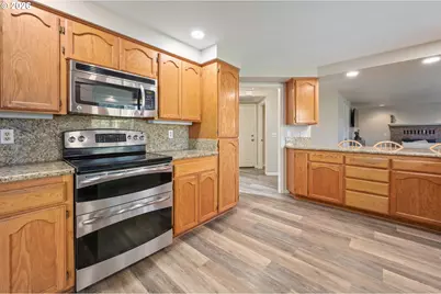 1798 Duke Ct, Eugene, OR 97401 - Photo 14