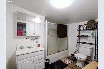 4840 NE 99th Ave, Portland, OR 97220 - Photo 16