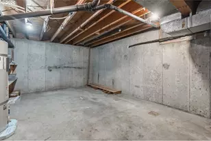 2695 Hillcrest Dr, West Linn, OR 97068 - Photo 26