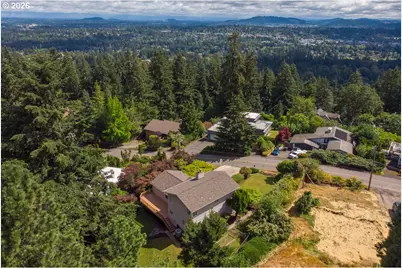 2695 Hillcrest Dr, West Linn, OR 97068 - Photo 32
