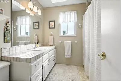 535 NE Bridgeton Rd #2, Portland, OR 97211 - Photo 20