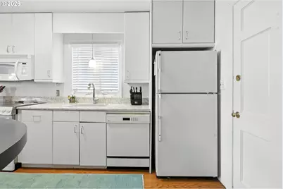 535 NE Bridgeton Rd #2, Portland, OR 97211 - Photo 42