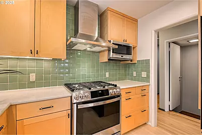 472 SE 72nd Ave, Portland, OR 97215 - Photo 14