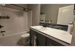 11060 NE Oregon St, Portland, OR 97220 - Photo 12