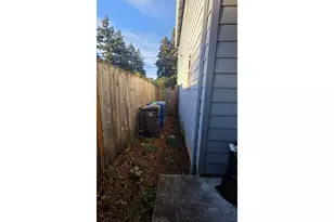 11060 NE Oregon St, Portland, OR 97220 - Photo 14