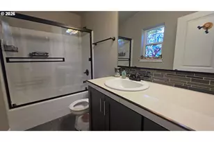 11060 NE Oregon St, Portland, OR 97220 - Photo 10