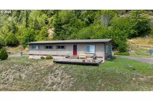 23907 State Hwy 38, Elkton, OR 97436 - Photo 40