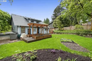 2830 SW Multnomah Blvd, Portland, OR 97219 - Photo 40