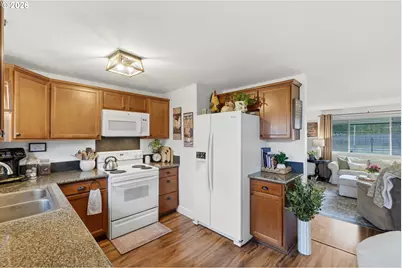 15404 NE 28th St, Vancouver, WA 98682 - Photo 12