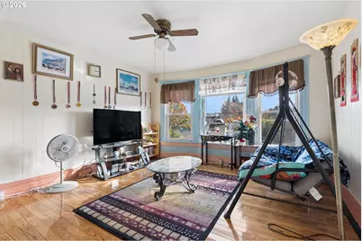 8031 E Burnside St, Portland, OR 97215 - Photo 24