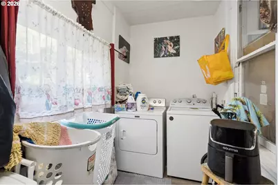 8031 E Burnside St, Portland, OR 97215 - Photo 22