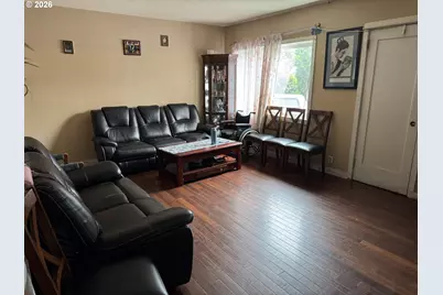 9918 NE Prescott St, Portland, OR 97220 - Photo 4